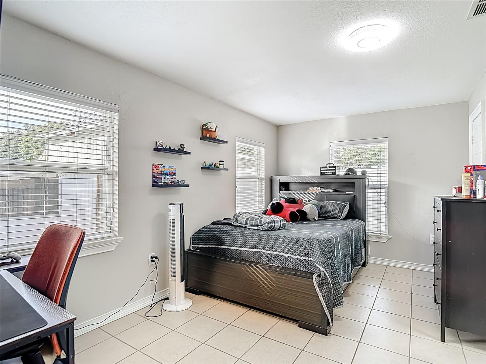 SANSON PARK UNIT 4 - Residential