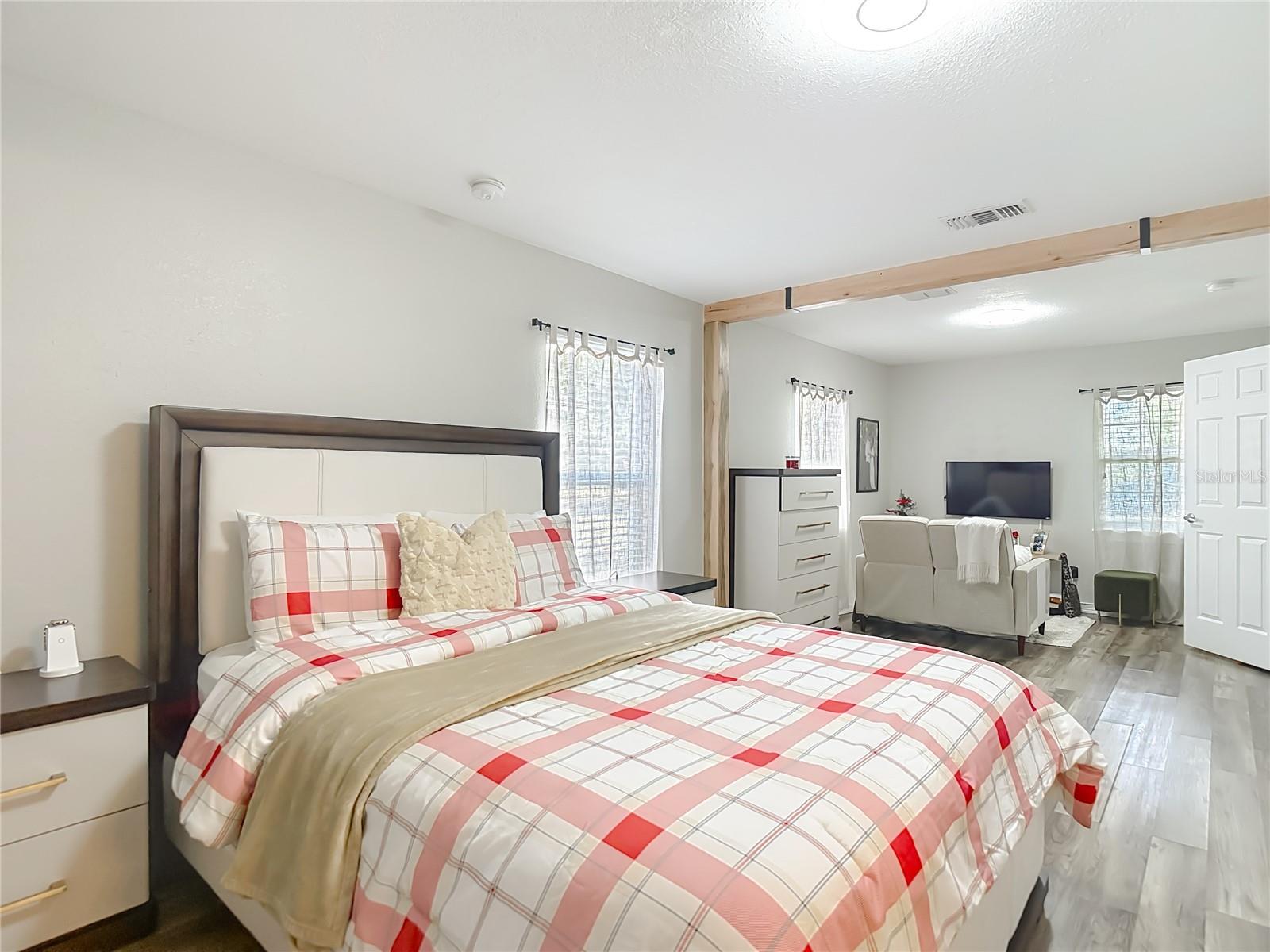 SANSON PARK UNIT 4 - Residential