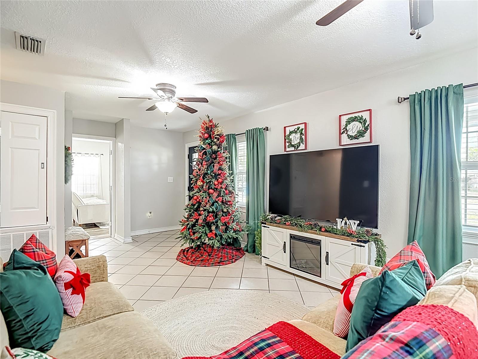 SANSON PARK UNIT 4 - Residential