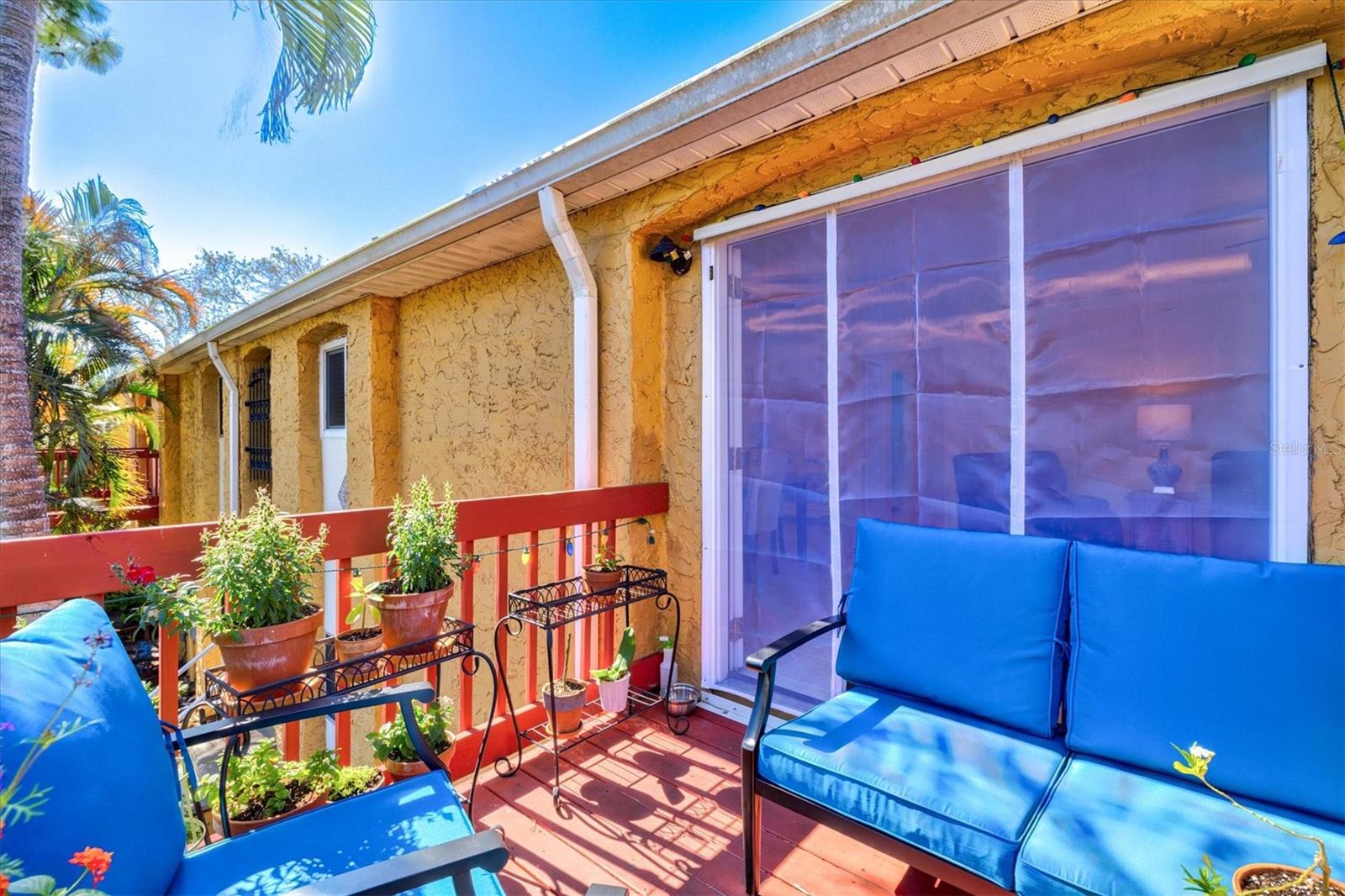 VISTAS ON BENEVA - Residential