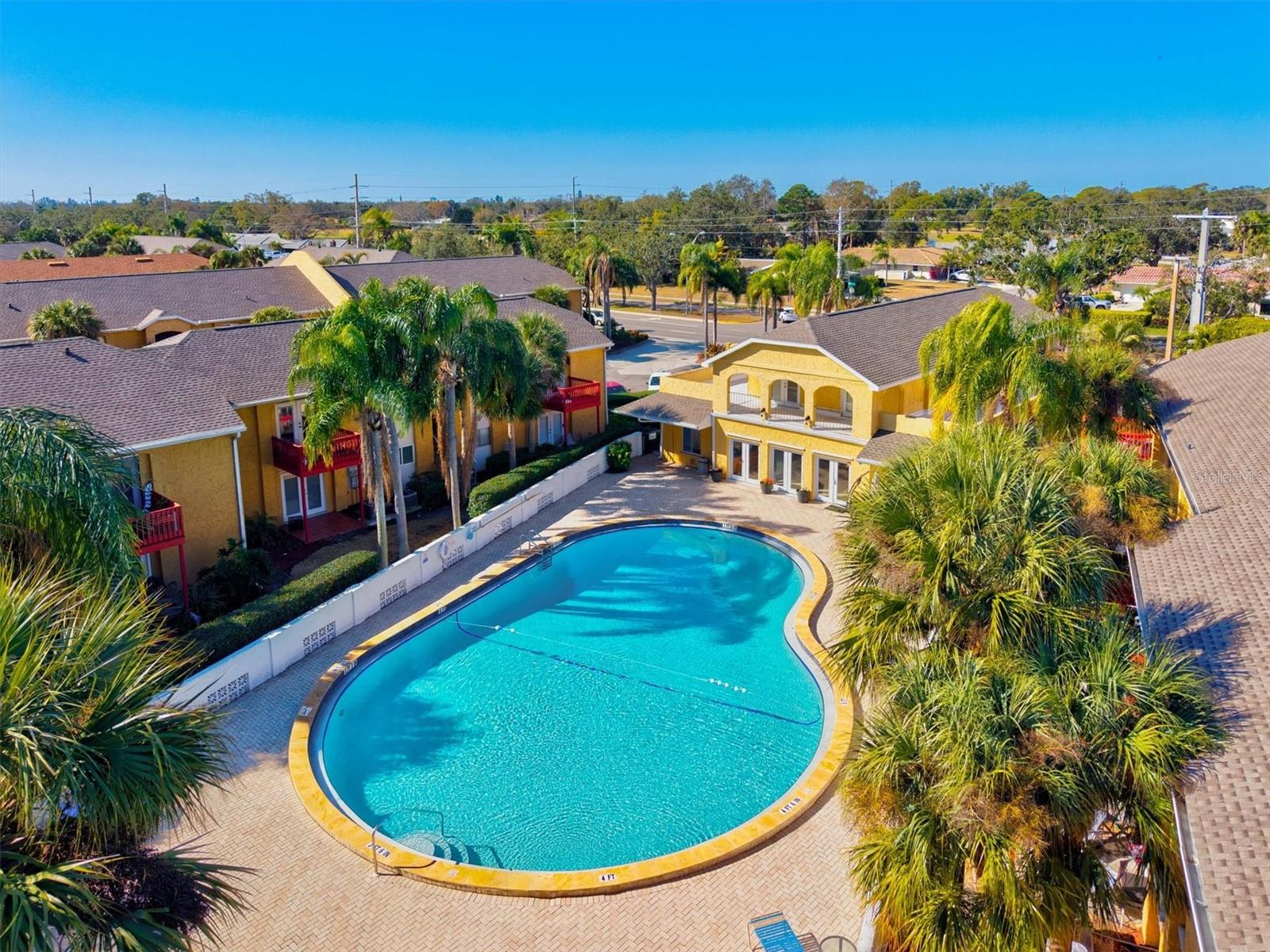 VISTAS ON BENEVA - Residential