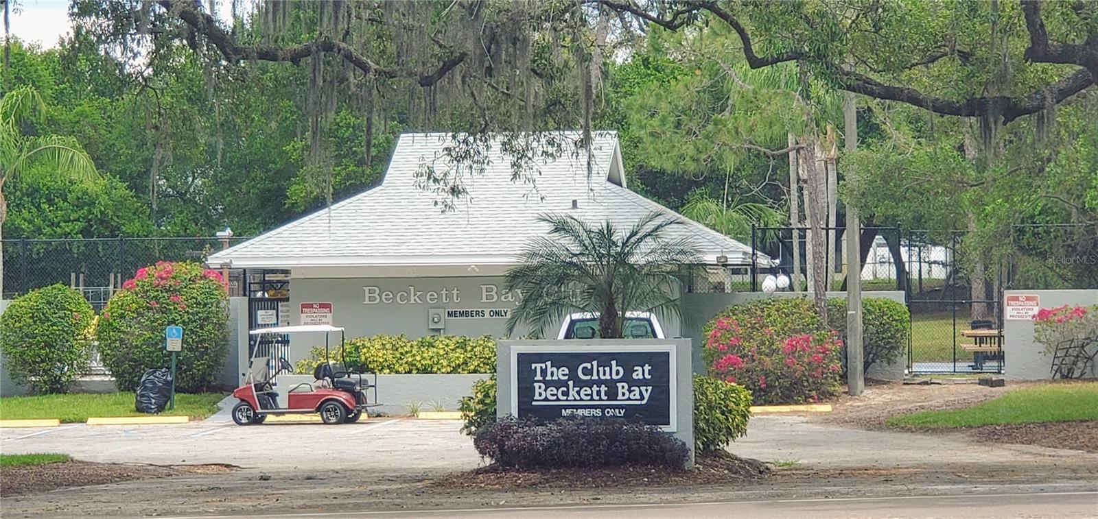 BECKETT BAY - Residential Lease