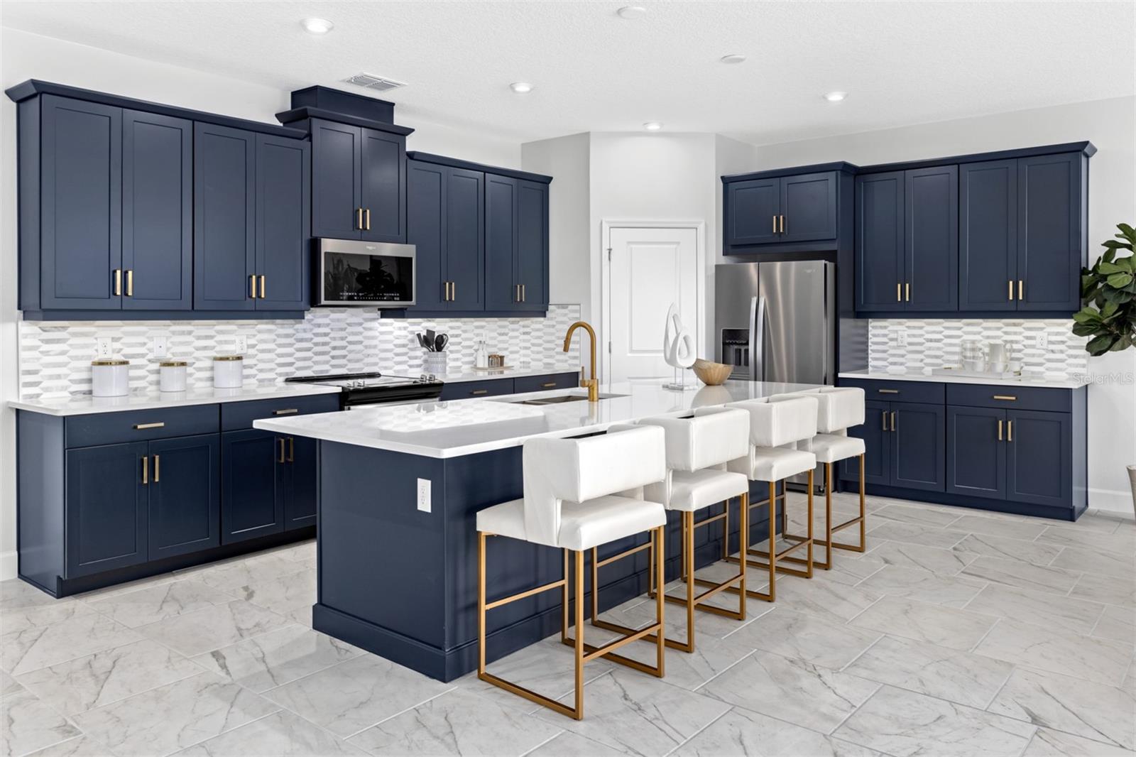 SOLEIL AT WESTSIDE PB 32 PGS 49-52 LOT 54 - Residential