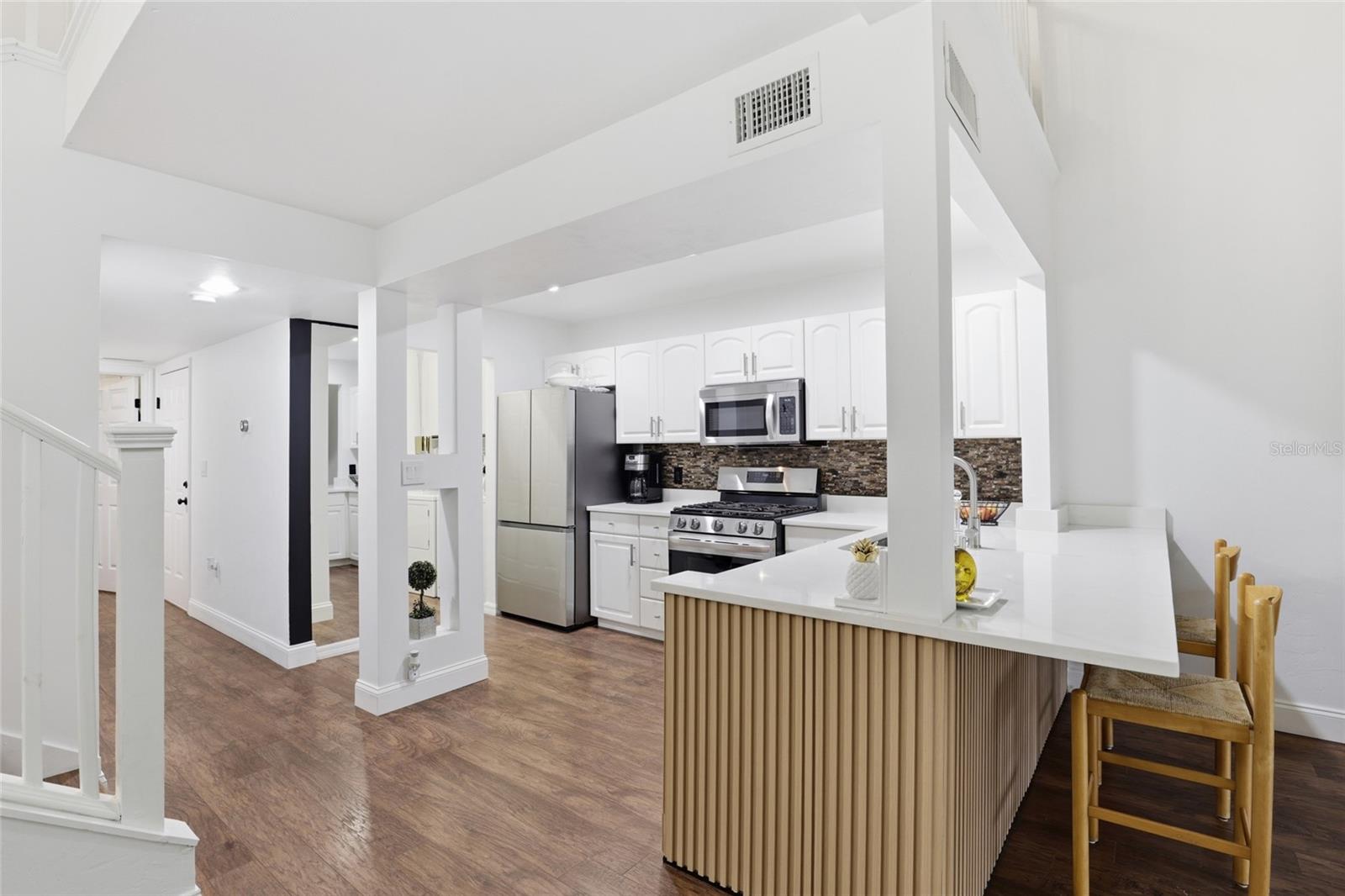 WOODS EDGE - Residential