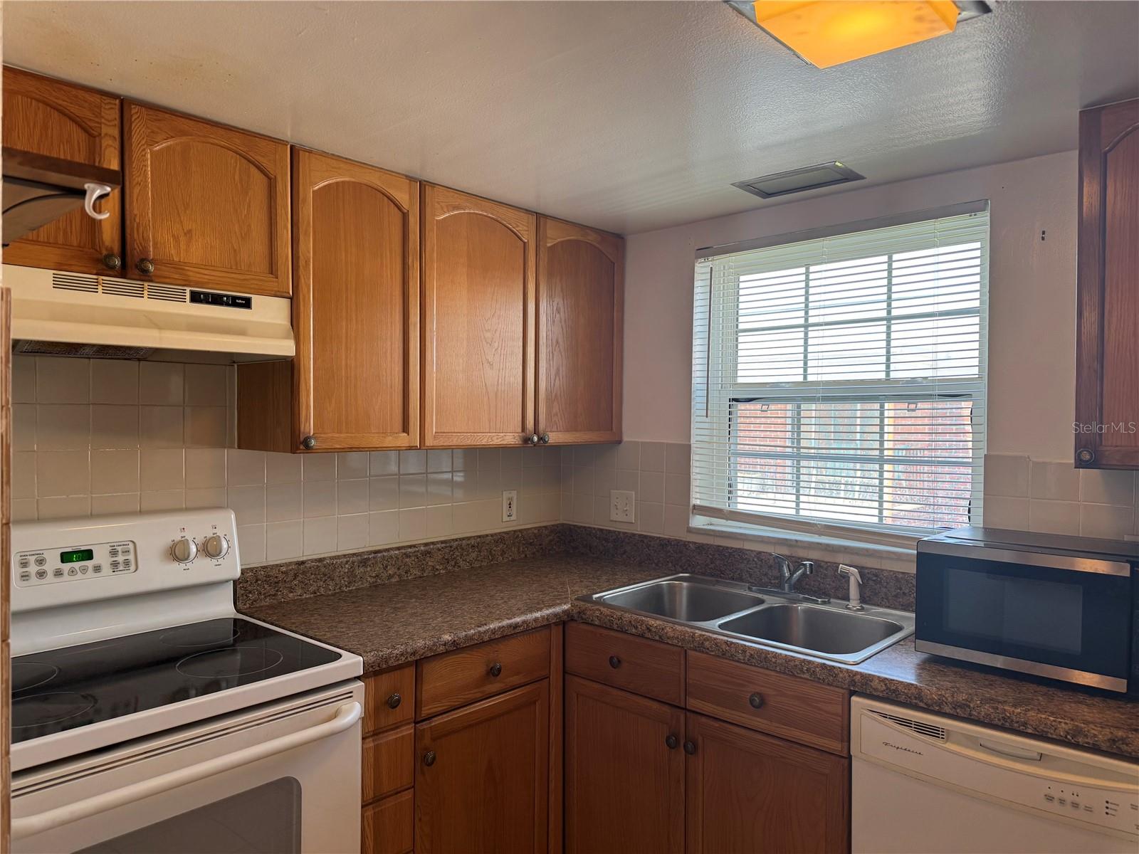 8542 10TH STREET N C