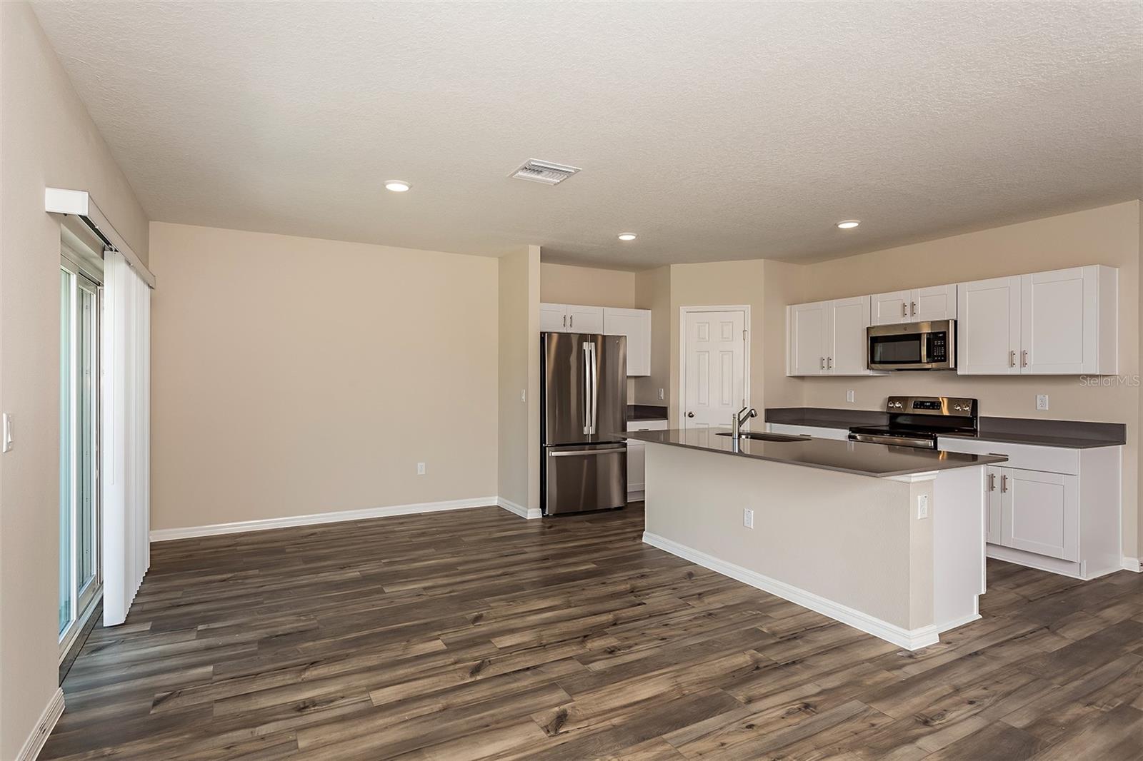 DAVIS LANDING - Residential
