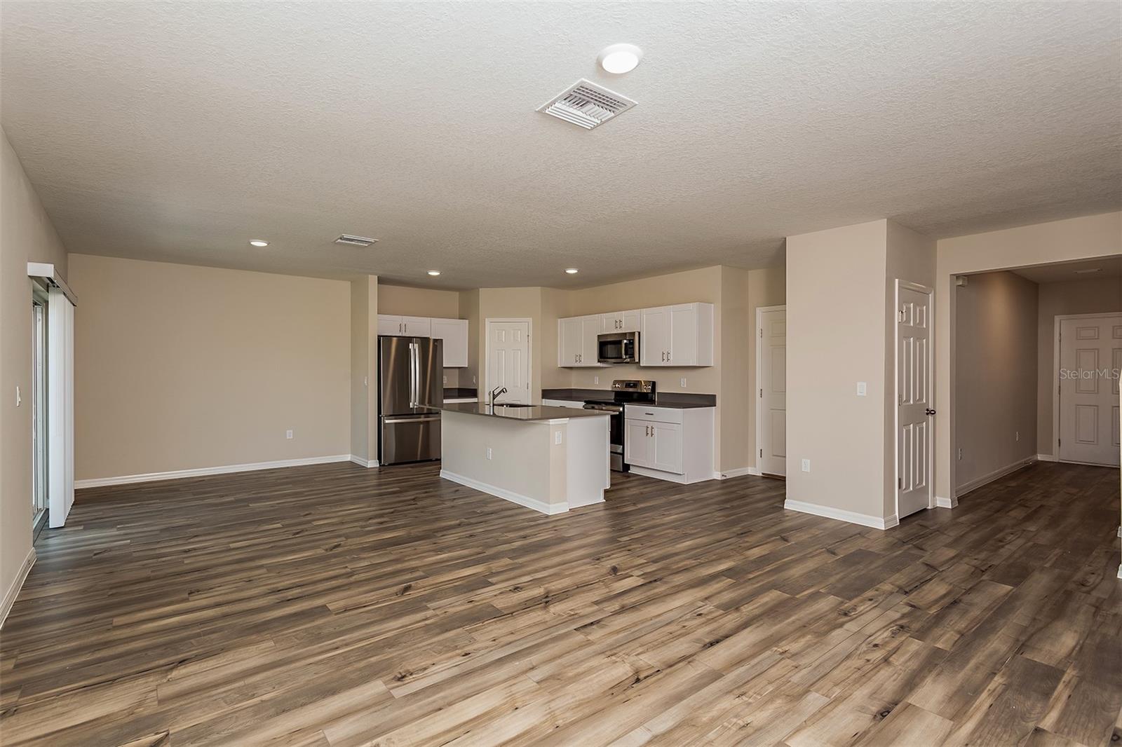 DAVIS LANDING - Residential