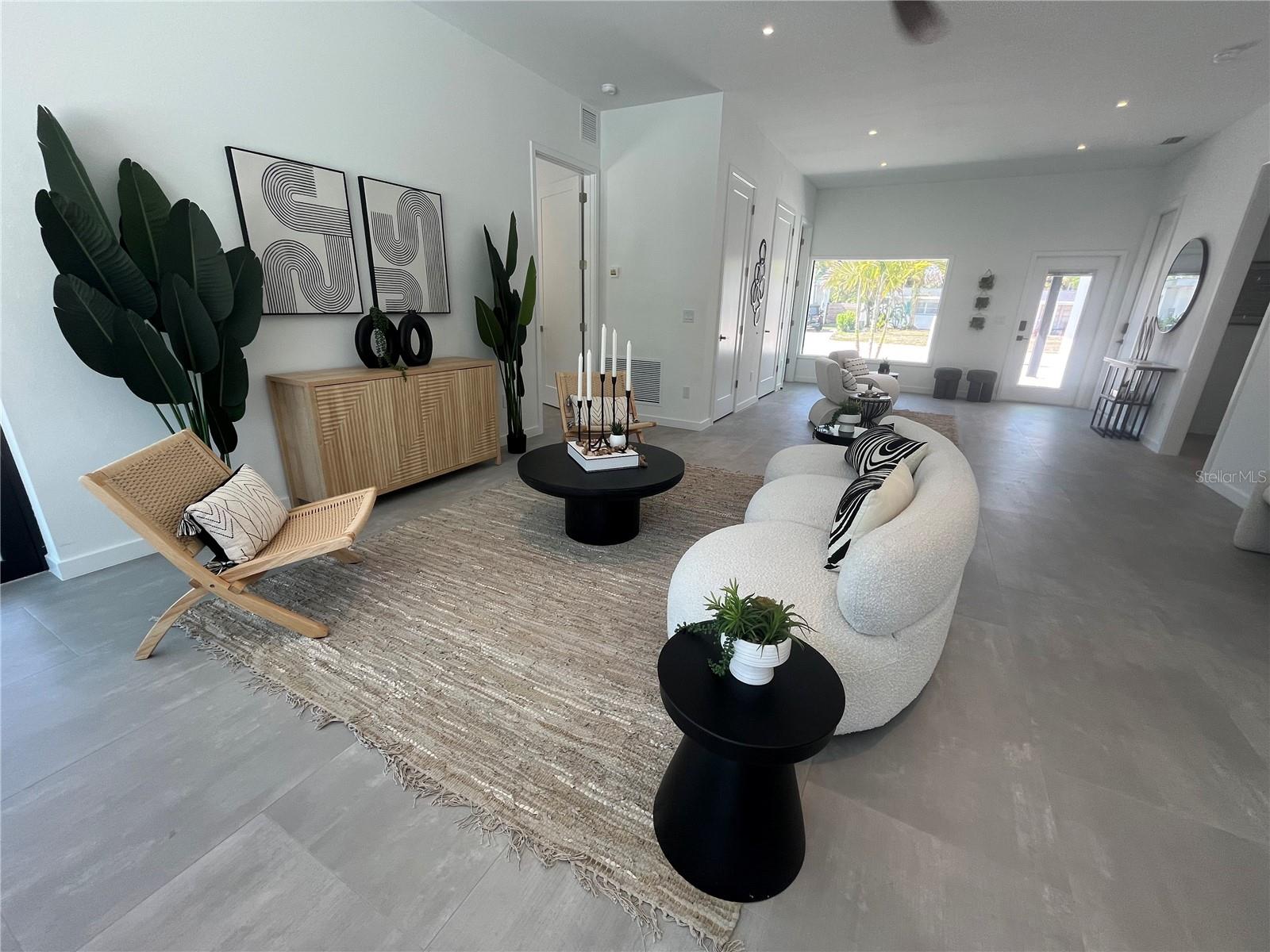 SOUTH GATE - Residential