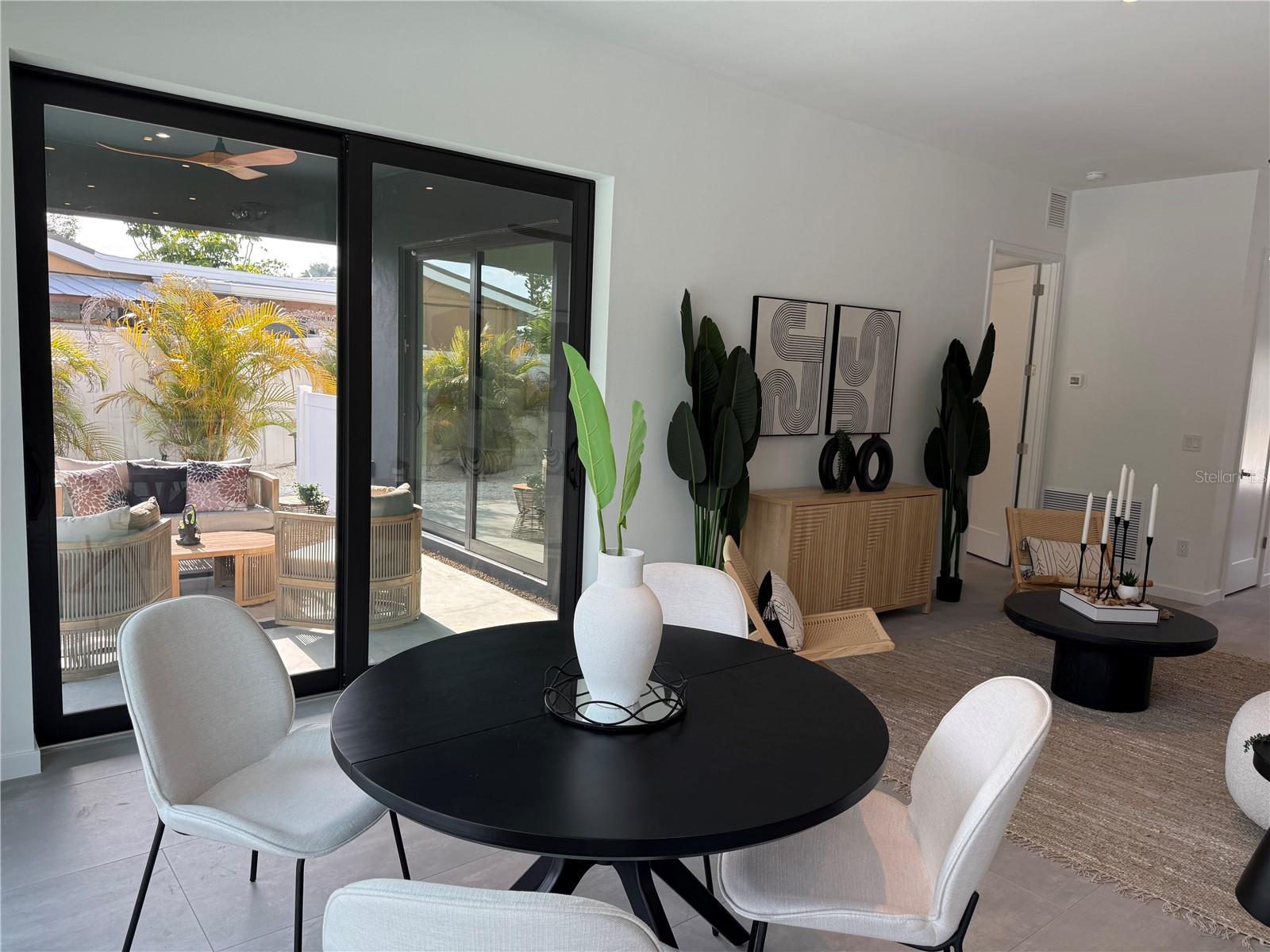 SOUTH GATE - Residential