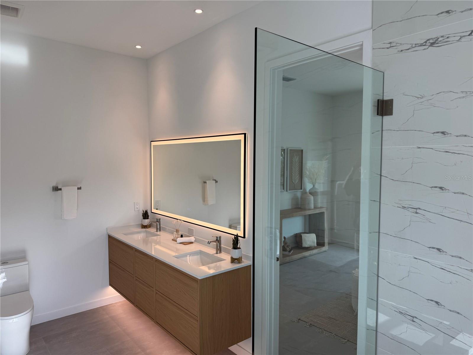 SOUTH GATE - Residential