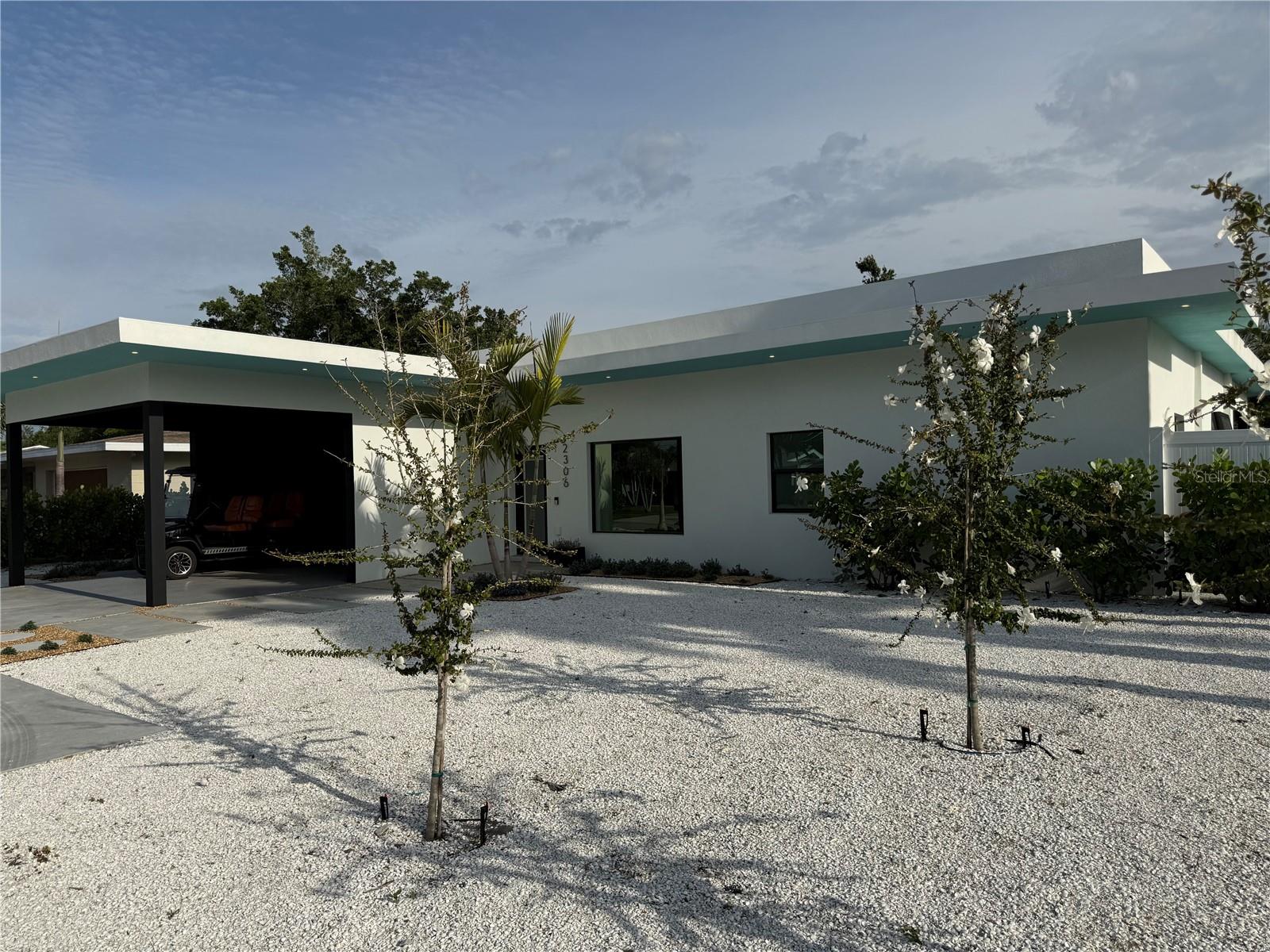 SOUTH GATE - Residential