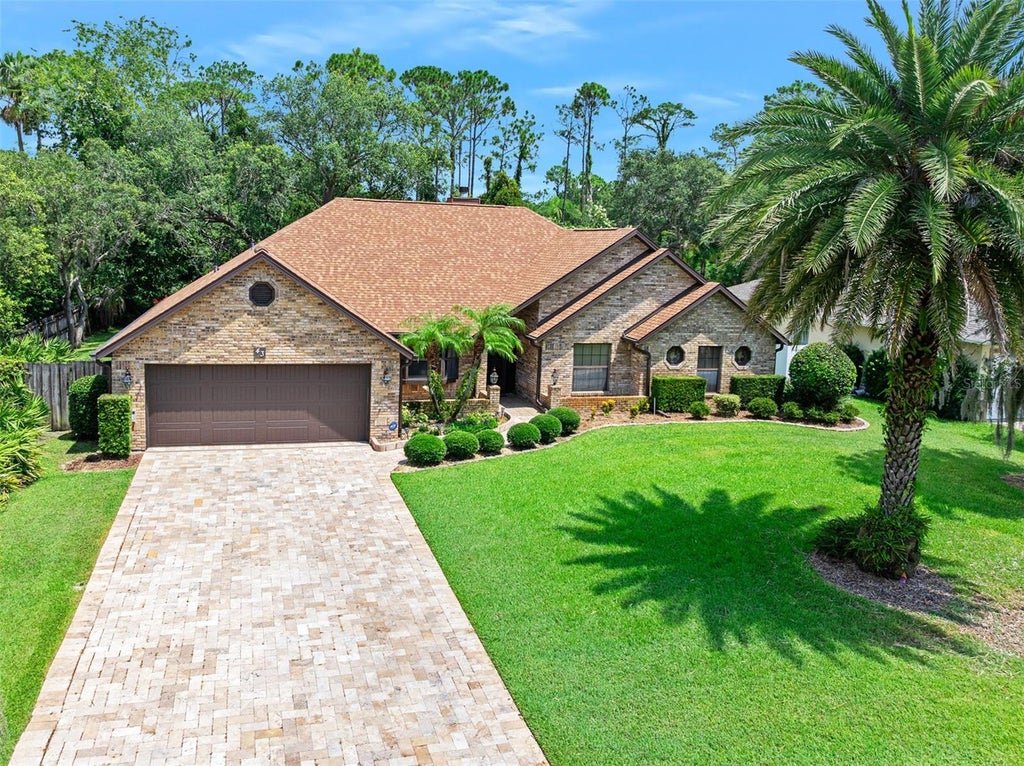 Photo of 43 Winding Creek Way, Ormond Beach, FL 32174 (MLS # V4950468)