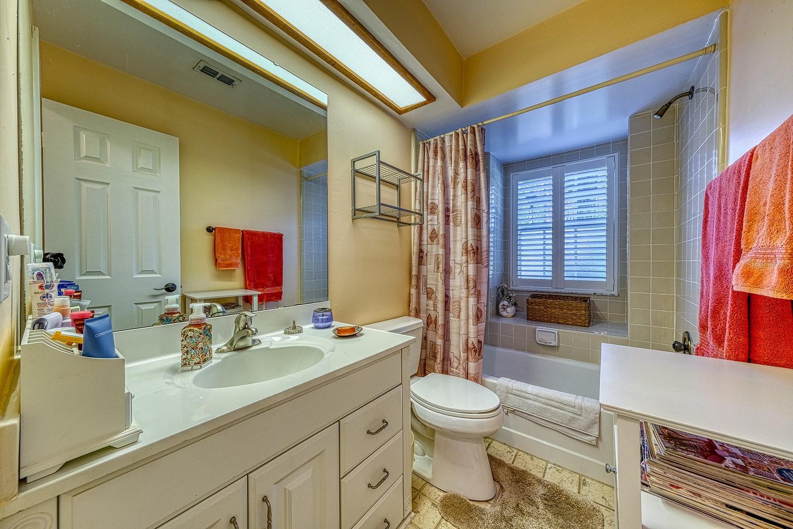 SIERRA CONDOMINIUMS - Residential