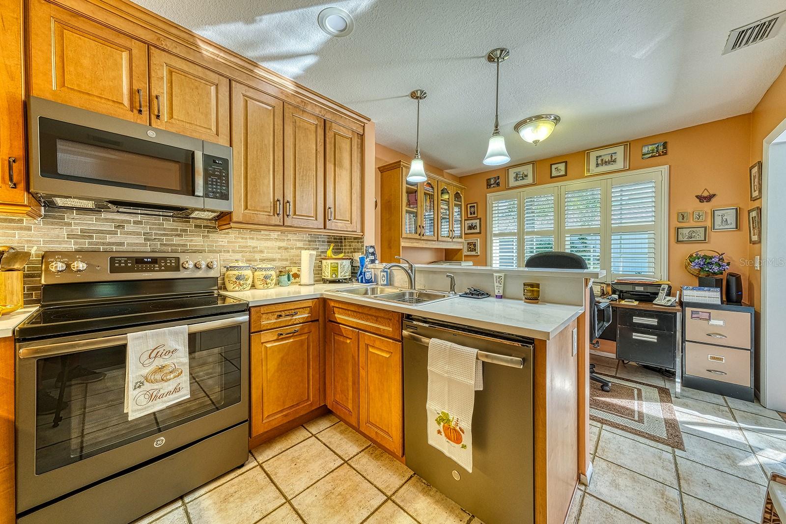 SIERRA CONDOMINIUMS - Residential