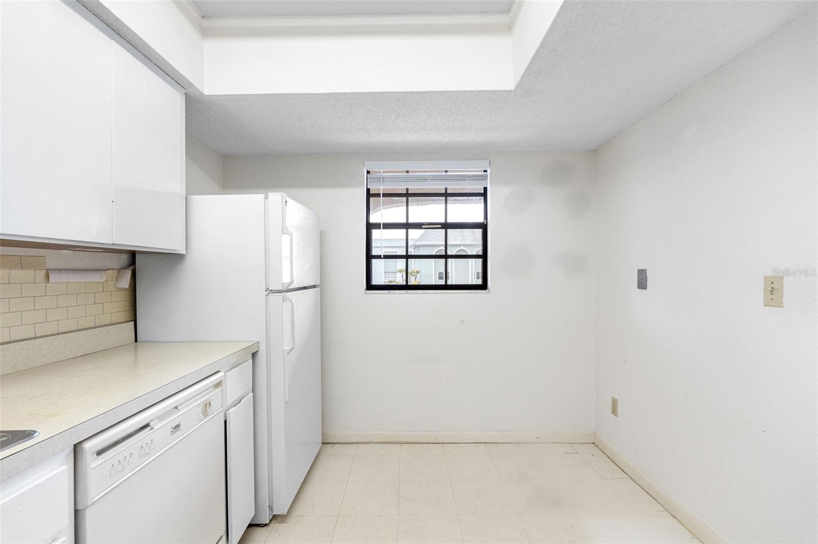 BEL-FOREST MANOR CONDO - Residential