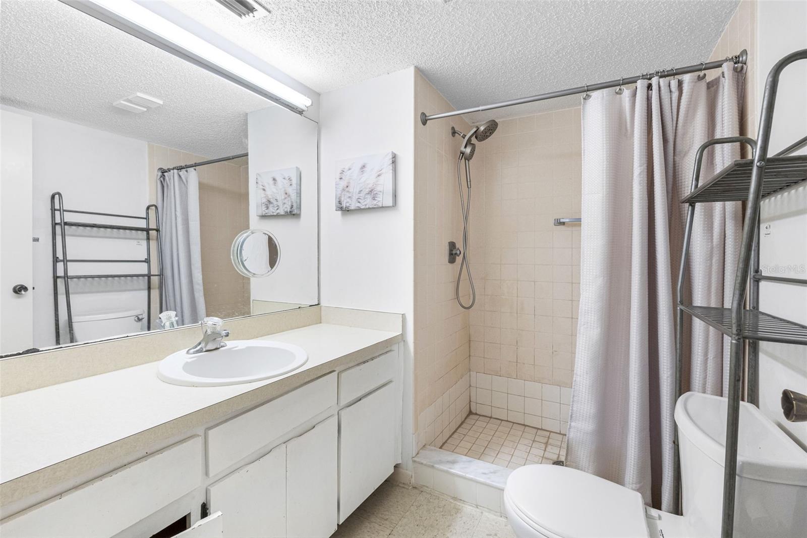 BEL-FOREST MANOR CONDO - Residential