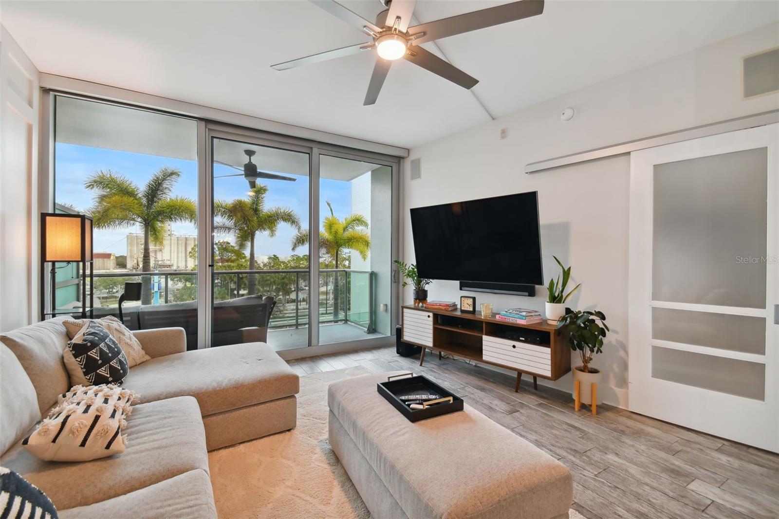 THE PLACE AT CHANNELSIDE A CON - Residential