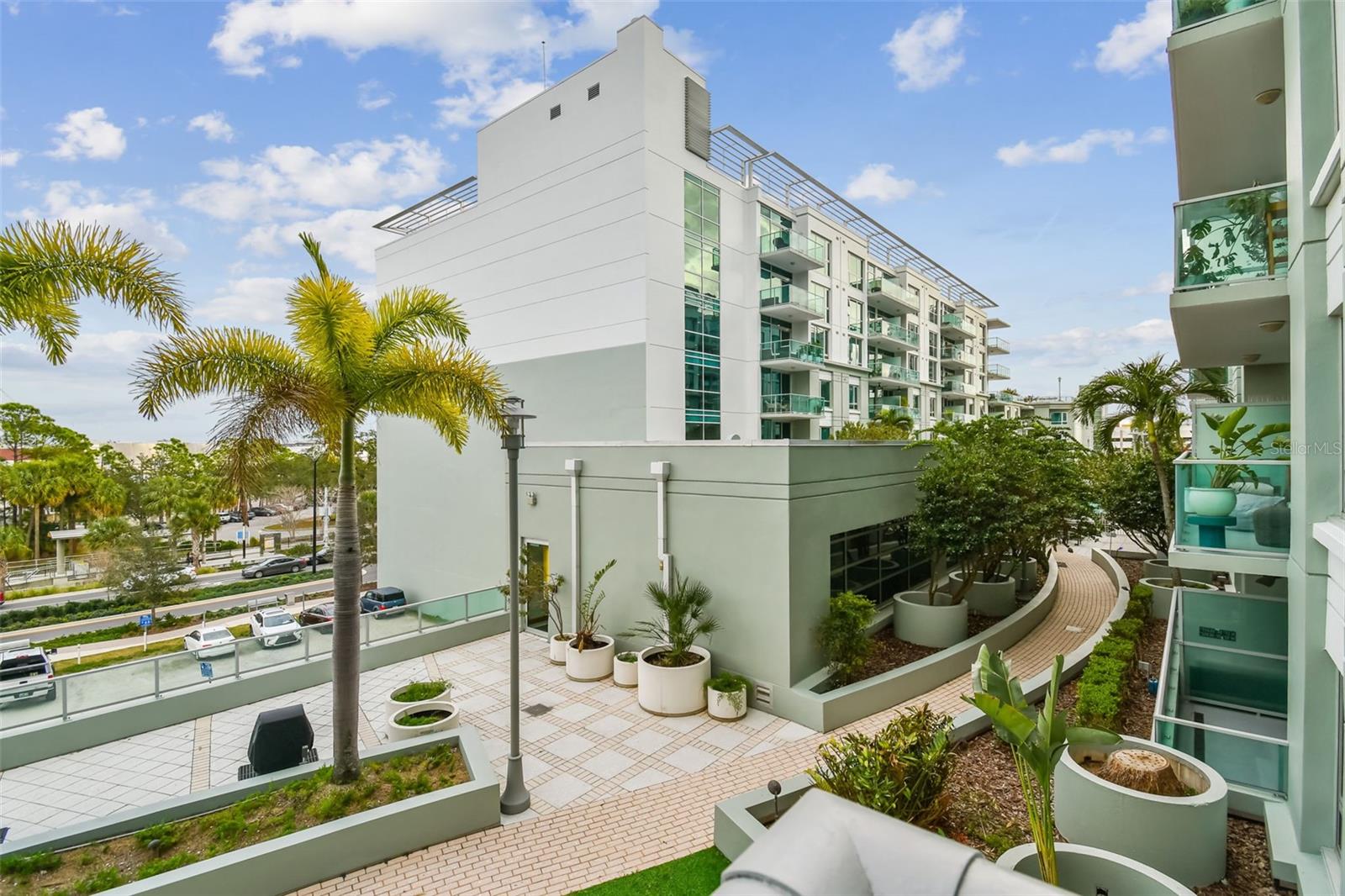 THE PLACE AT CHANNELSIDE A CON - Residential