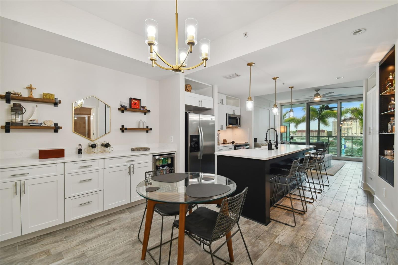 THE PLACE AT CHANNELSIDE A CON - Residential