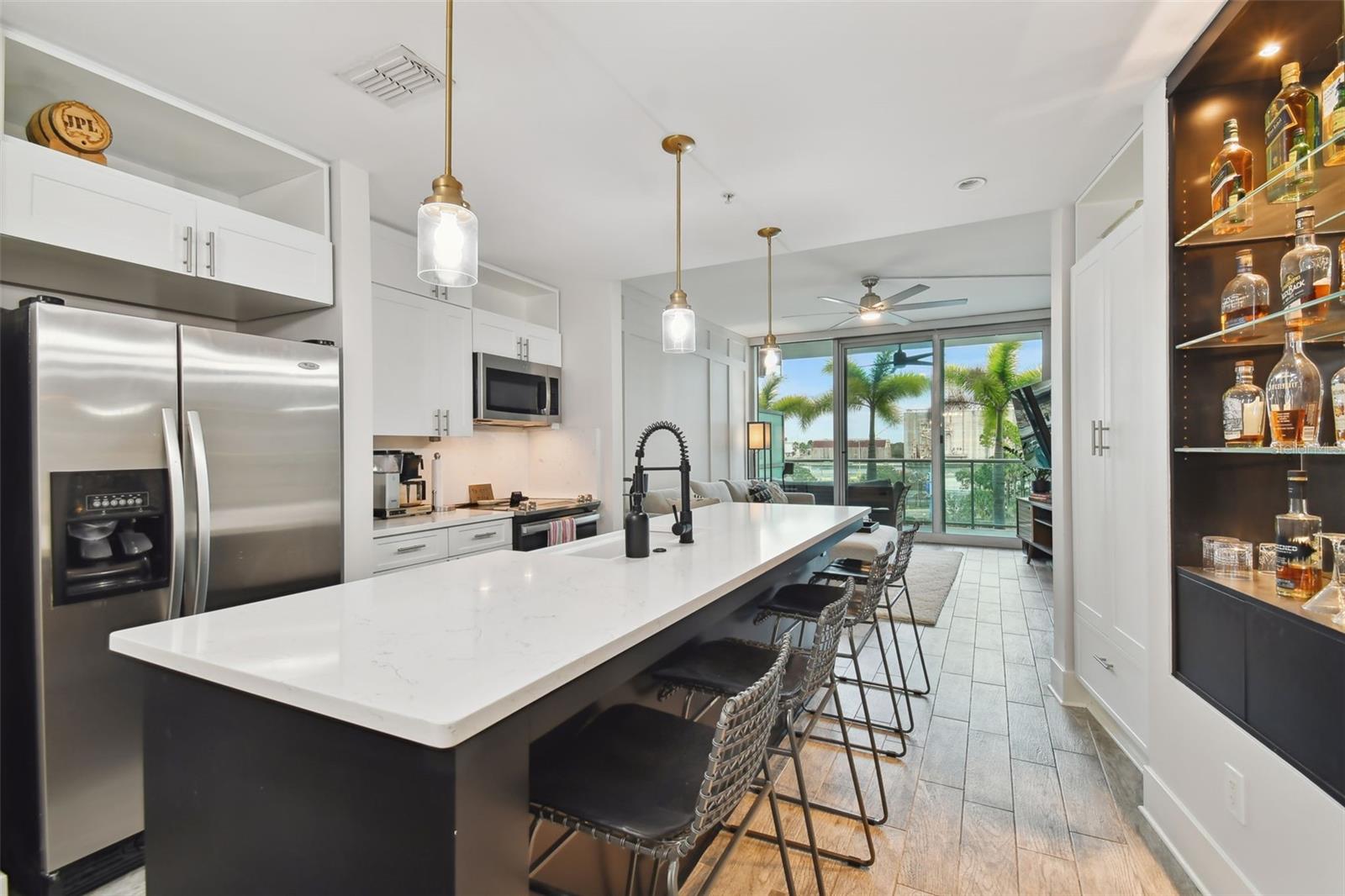 THE PLACE AT CHANNELSIDE A CON - Residential