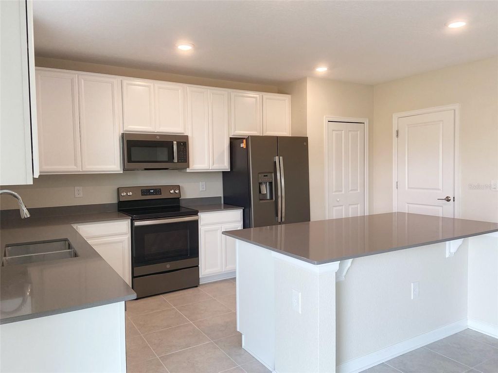 Photo of 16420 Fernridge Street, Clermont, FL 34714 (MLS # O6384677)