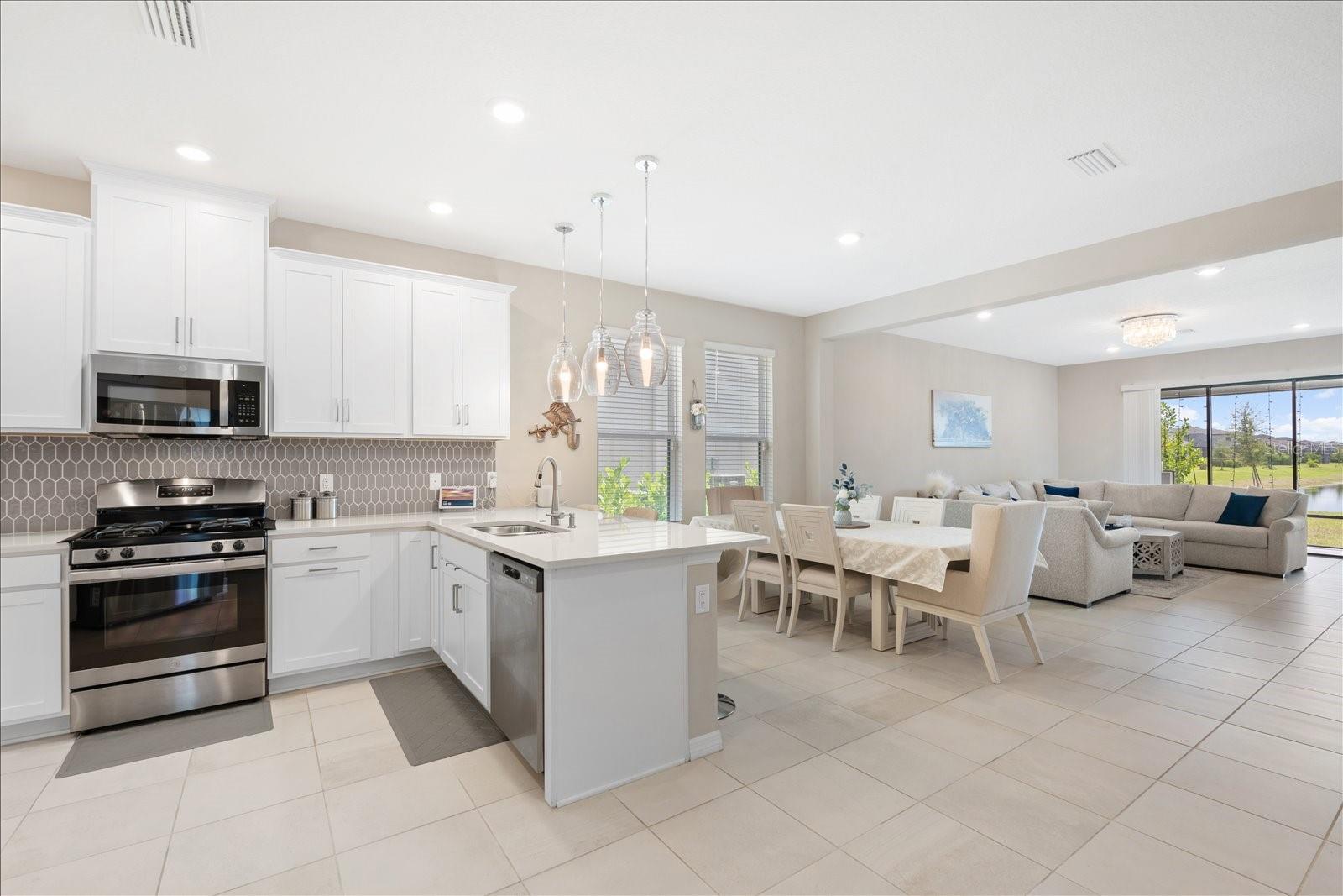 HEIGHTS PH II SUBPH B - Residential Lease