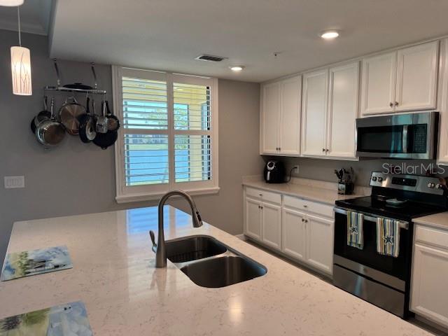 COACH HOMES 4/GRAN PARADISO PH - Residential Lease