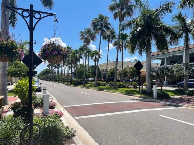 COACH HOMES 4/GRAN PARADISO PH - Residential Lease