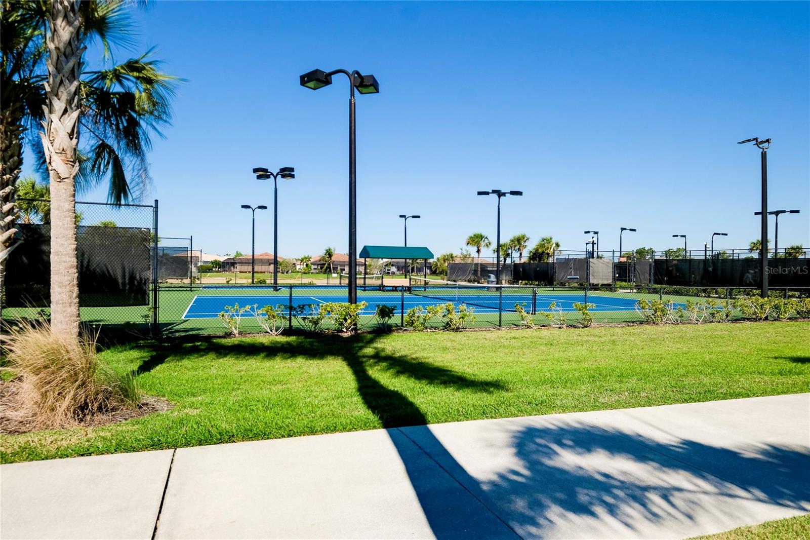 COACH HOMES 4/GRAN PARADISO PH - Residential Lease
