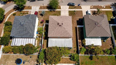 A home in RIVERVIEW