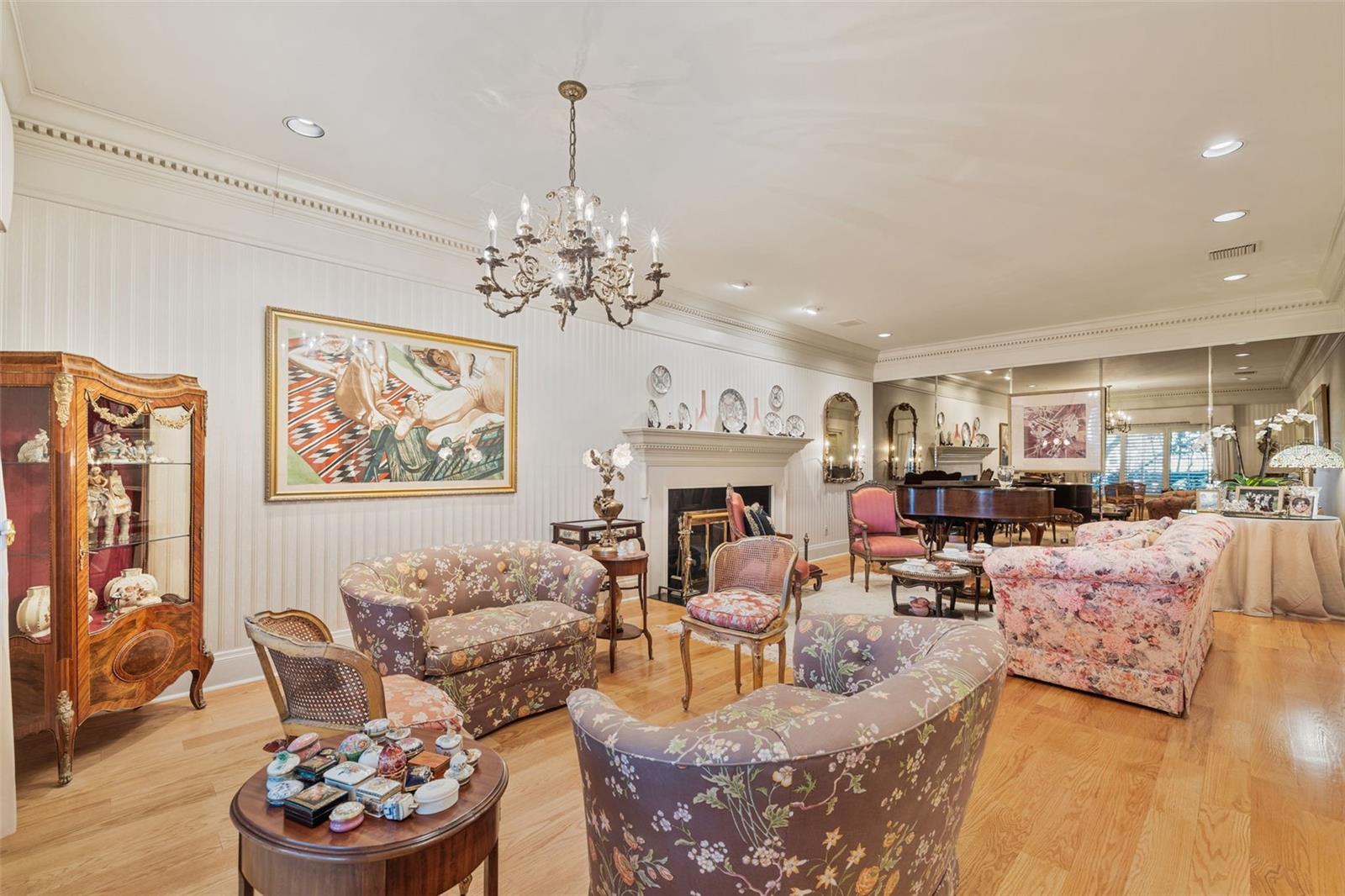 AVILA UNIT 1 - Residential