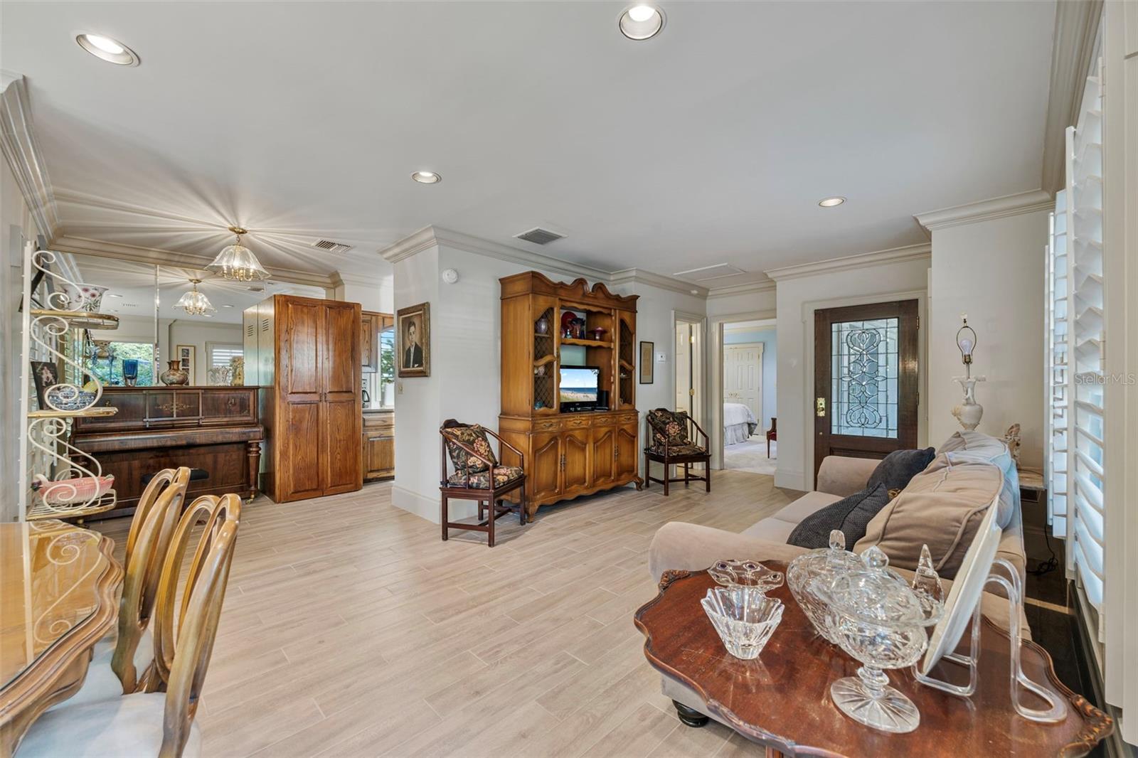 AVILA UNIT 1 - Residential