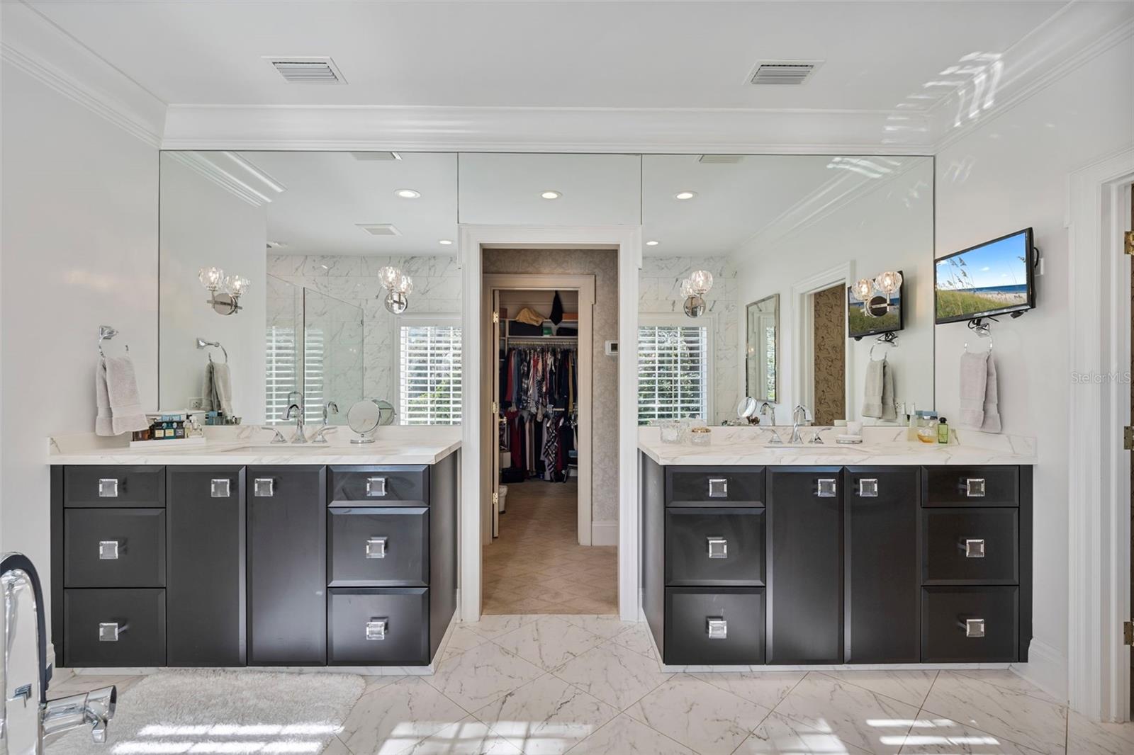 AVILA UNIT 1 - Residential