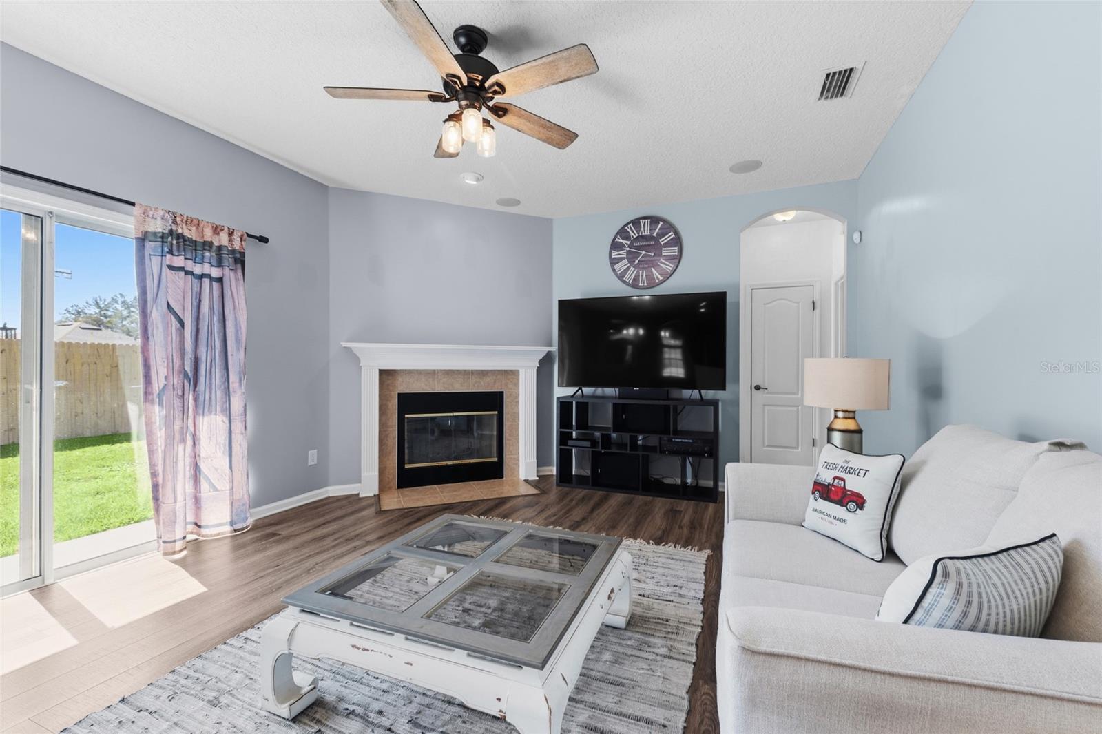 AMHURST OAKS - Residential