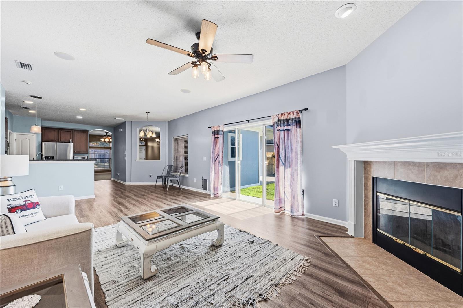 AMHURST OAKS - Residential