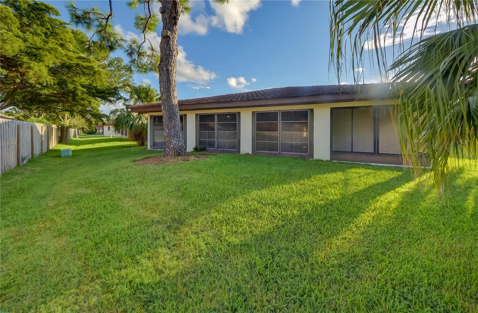 VIVIENDA AT BRADENTON I - Residential