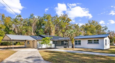 A home in FLORAL CITY