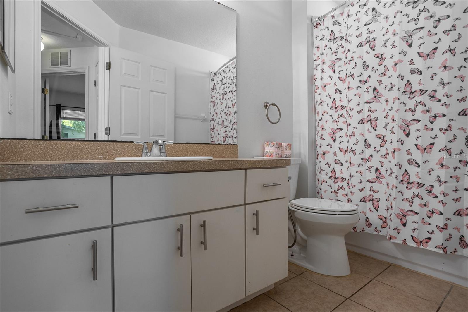 LAKESIDE TR A1 - Residential