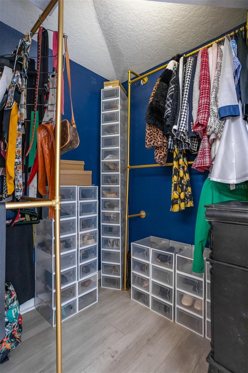 LAKESIDE TR A1 - Residential