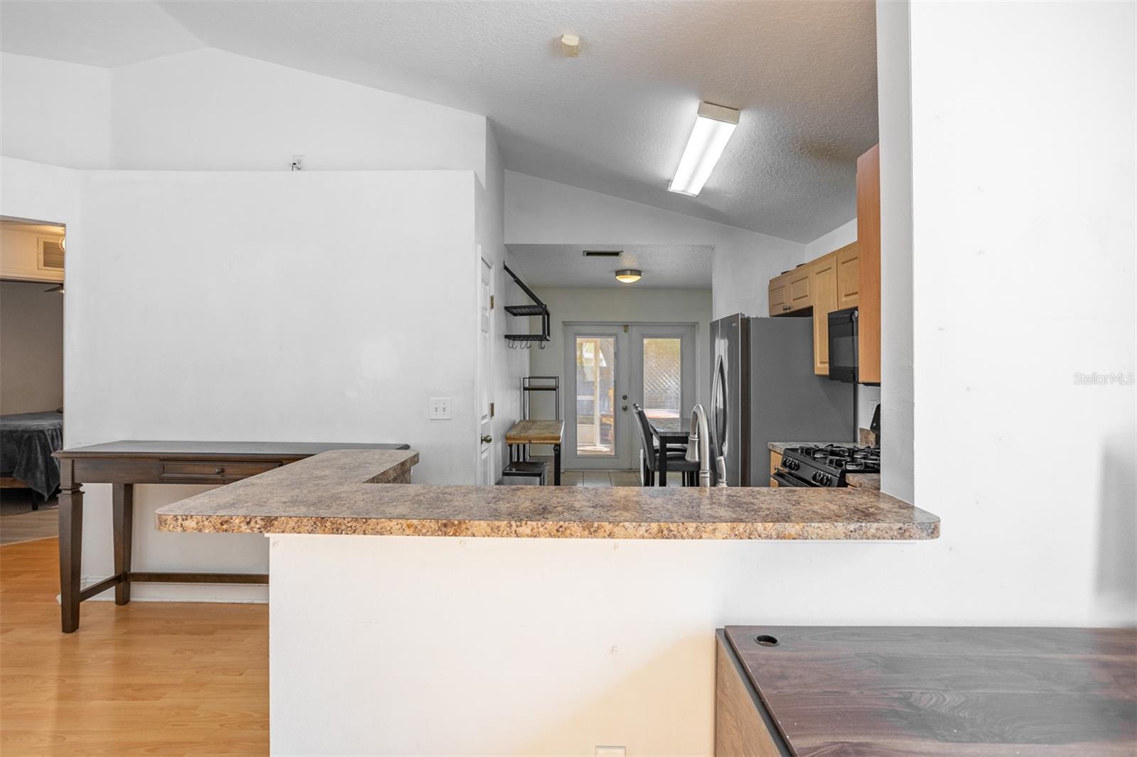 10401 LAKESIDE VISTA DRIVE