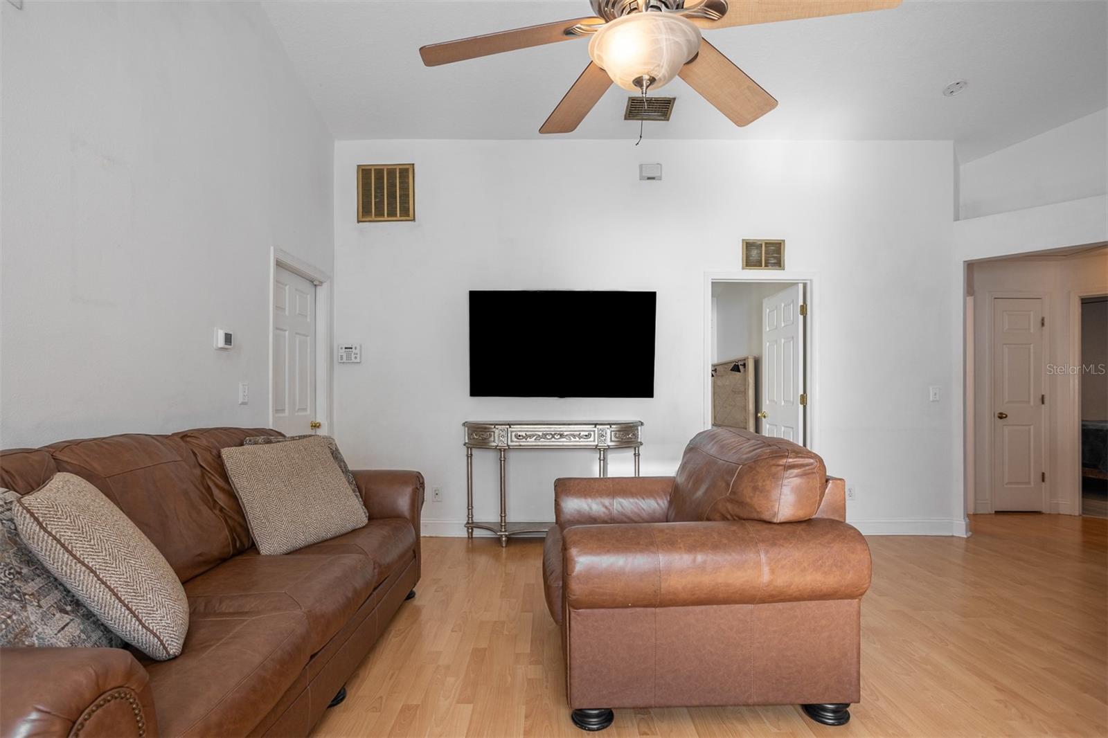 10401 LAKESIDE VISTA DRIVE