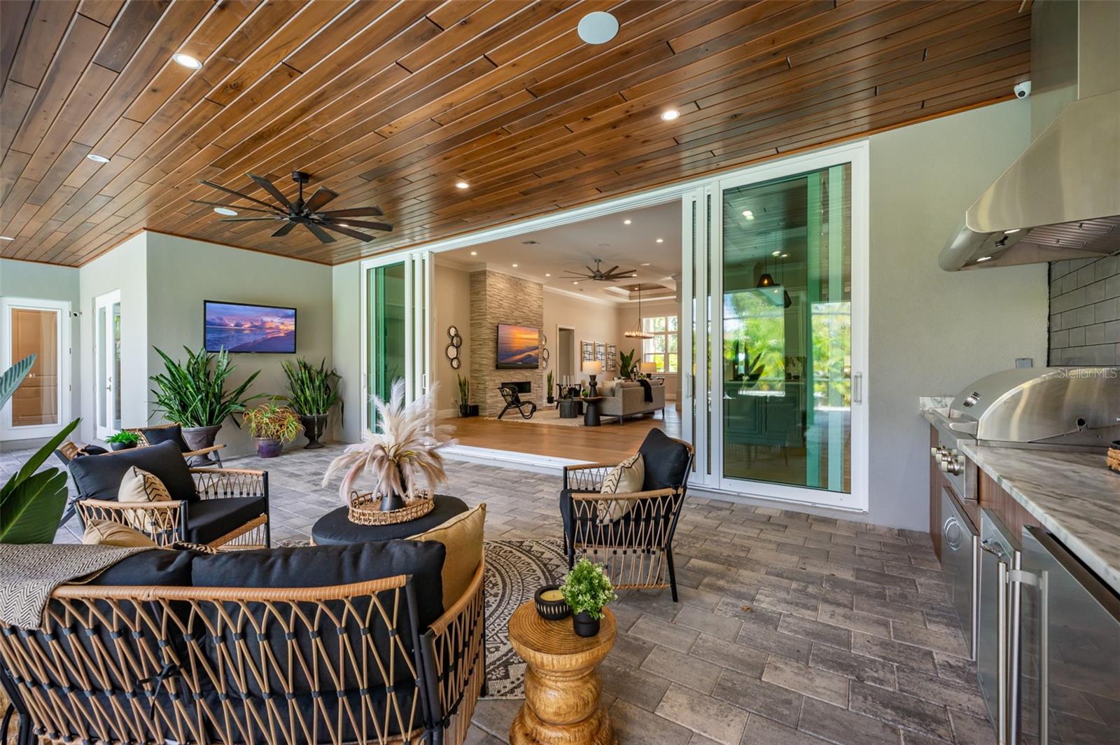 ACREAGE & UNREC - Residential