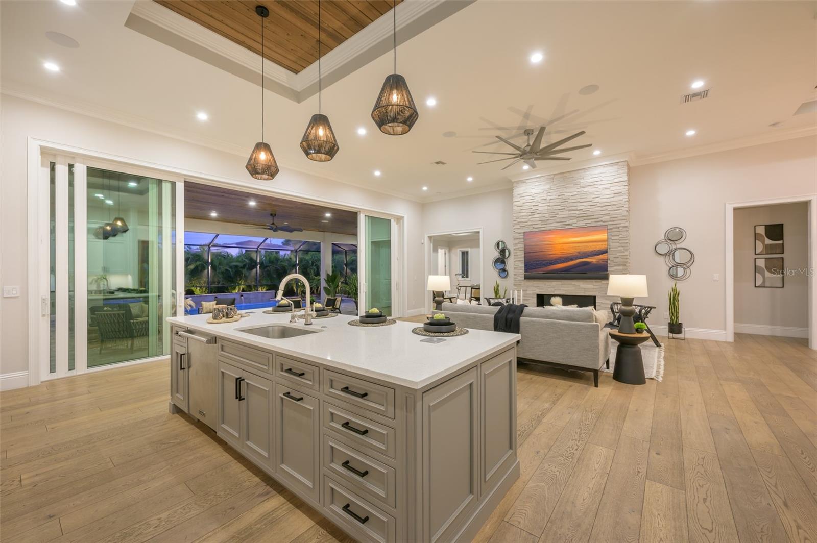 ACREAGE & UNREC - Residential