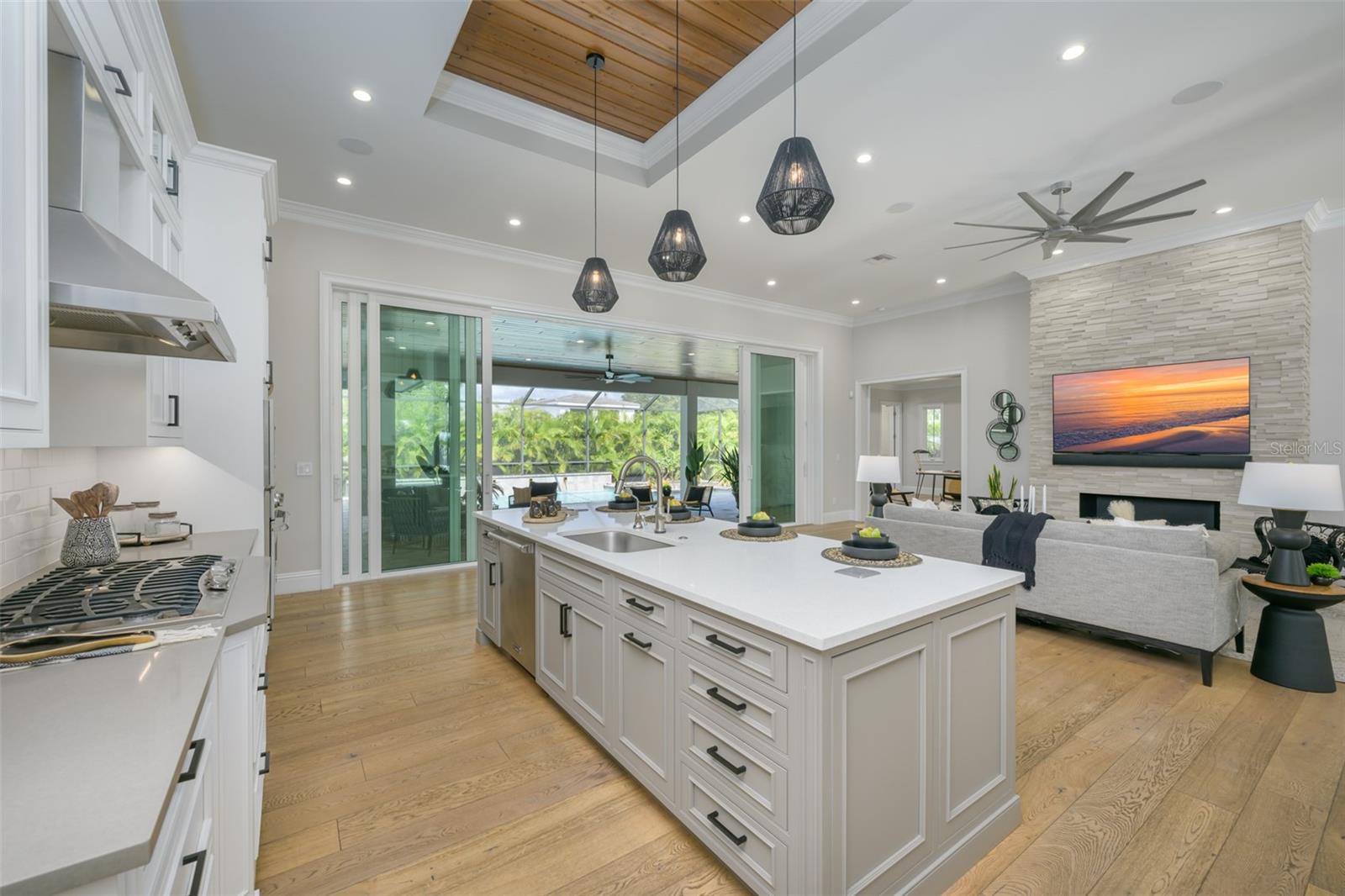 ACREAGE & UNREC - Residential