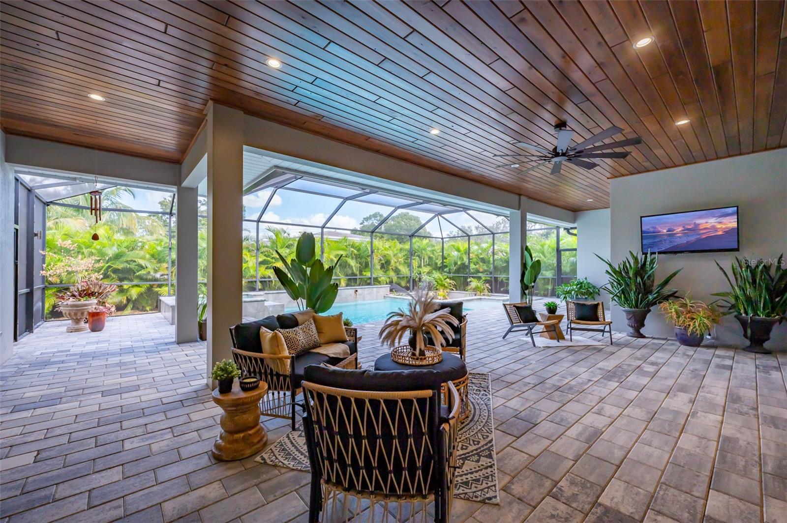 ACREAGE & UNREC - Residential