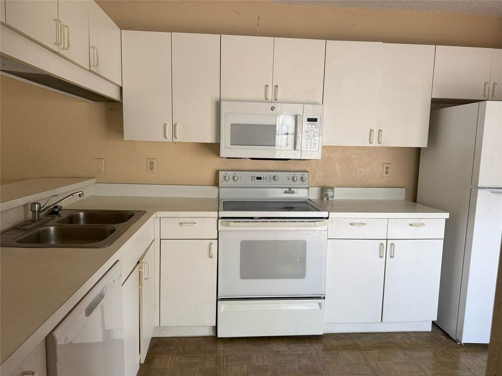 Photo of 4306 Park Lake Terrace S #4306, Bradenton, FL 34209 (MLS # N6140505)