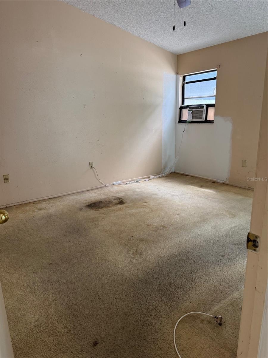 FORTY THREE WEST OAKS II - Residential