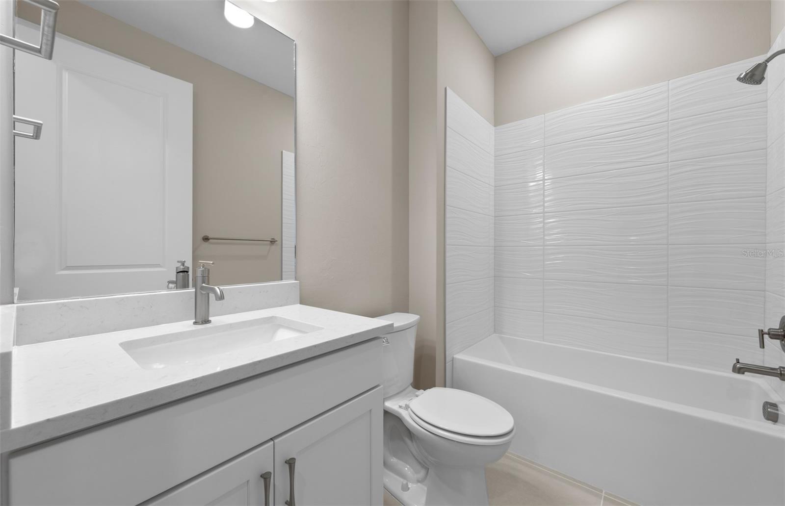 ARBOR OAKS AT THE WOODLANDS - Residential