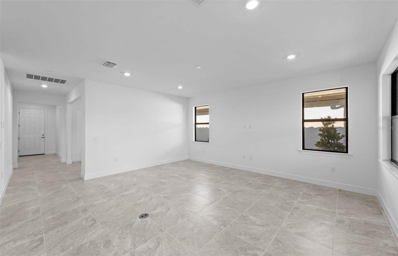 ARBOR OAKS AT THE WOODLANDS - Residential