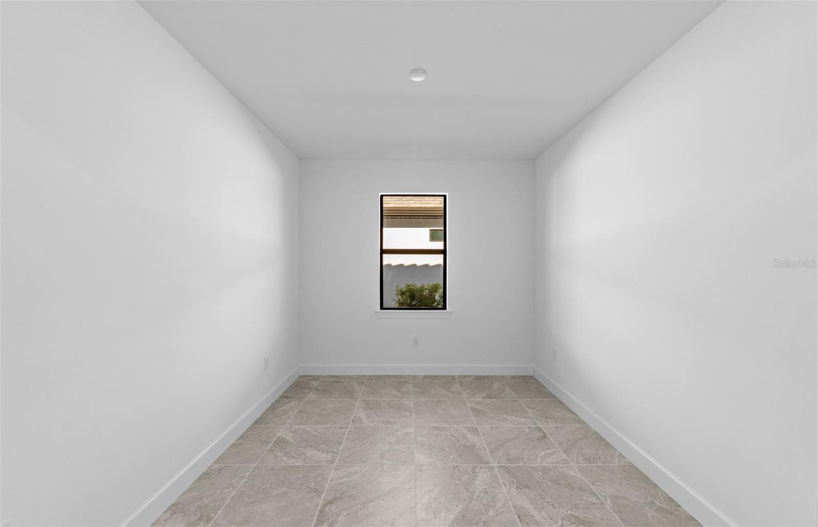 ARBOR OAKS AT THE WOODLANDS - Residential